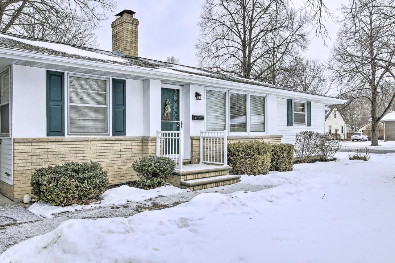 Green Bay Home 3 Blocks To Lambeau Field! Exterior photo